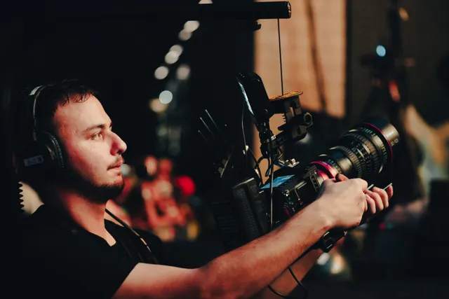 Operating cinema rig at a live event